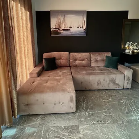 Golden Sunset شقة *