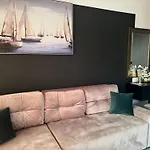 Golden Sunset Apartment